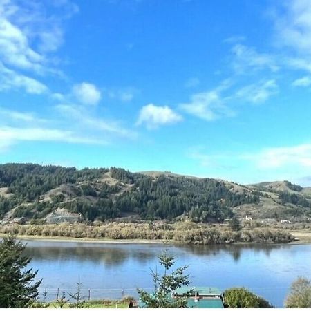 Rogue River Landing Resort Gold Beach Zewnętrze zdjęcie